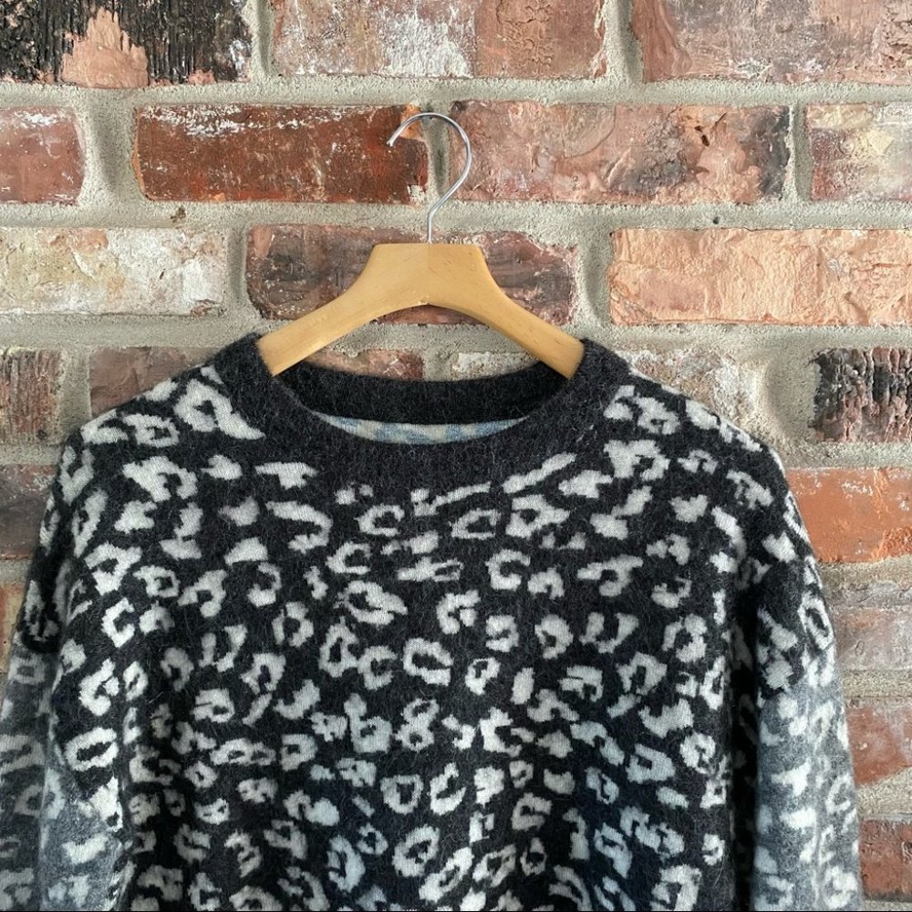 All Saints Leya Crew Neck Animal Print Crop Sweater Wool Mohair Blend Medium - Picture 4 of 7
